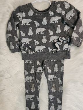 Gray Polar Bear Print Loungewear Set - Girls Size 3T